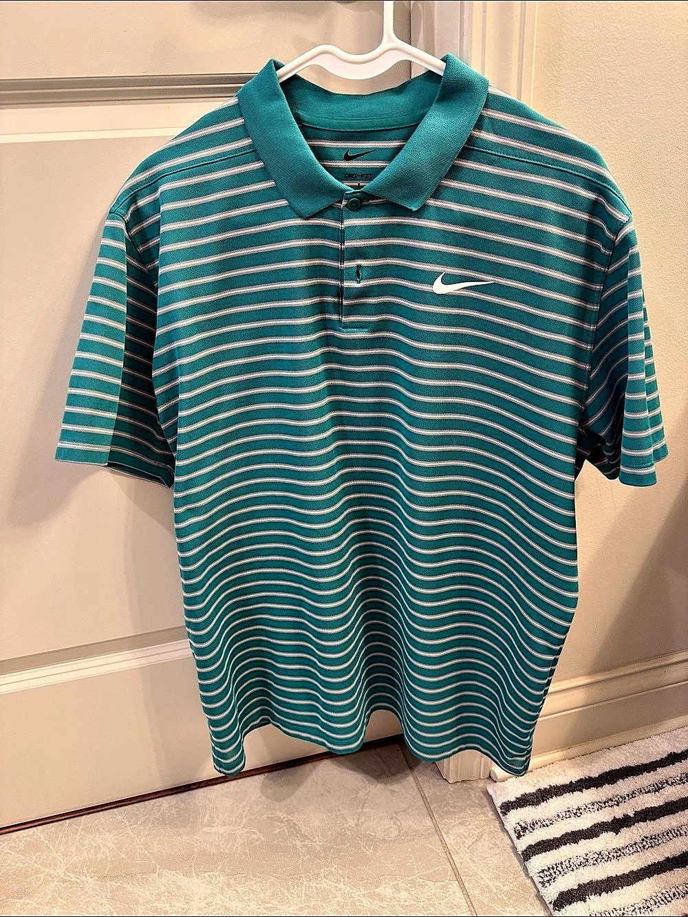 Nike DRI-FIT Blue & White Large